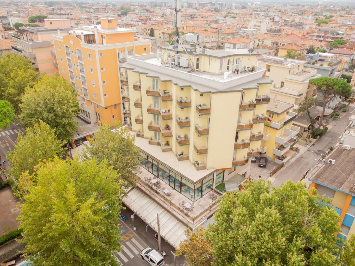 Hotel Fantasy Rimini Exterior foto